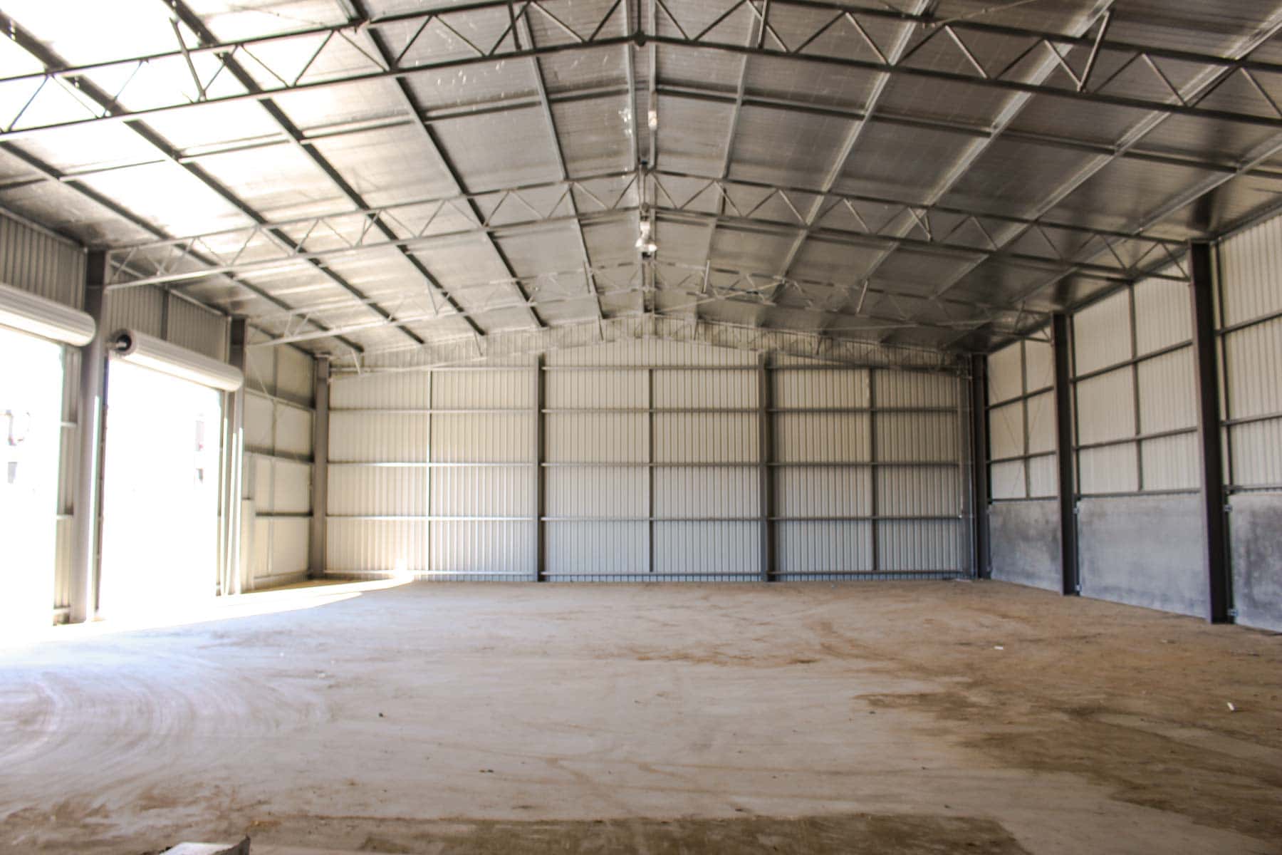 Large Workshop Shed With Concrete Walls Interior Details