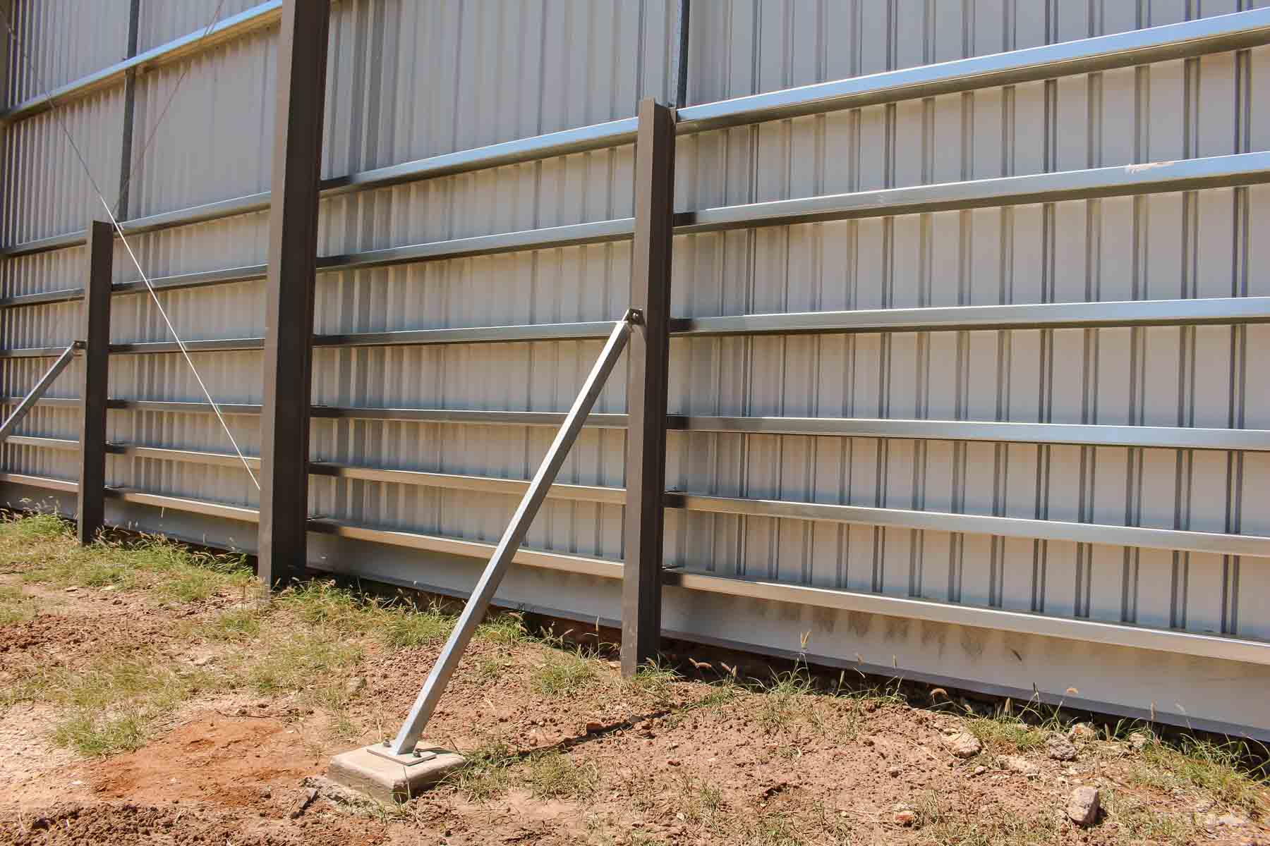 Steel Grain Shed Reenforced Walls